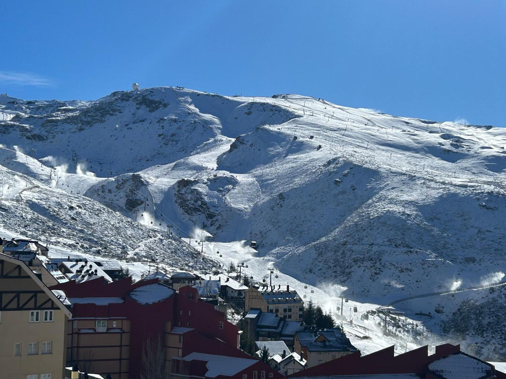Ski&Fun - Monte Oiz - Sierra Nevada Buitenkant foto