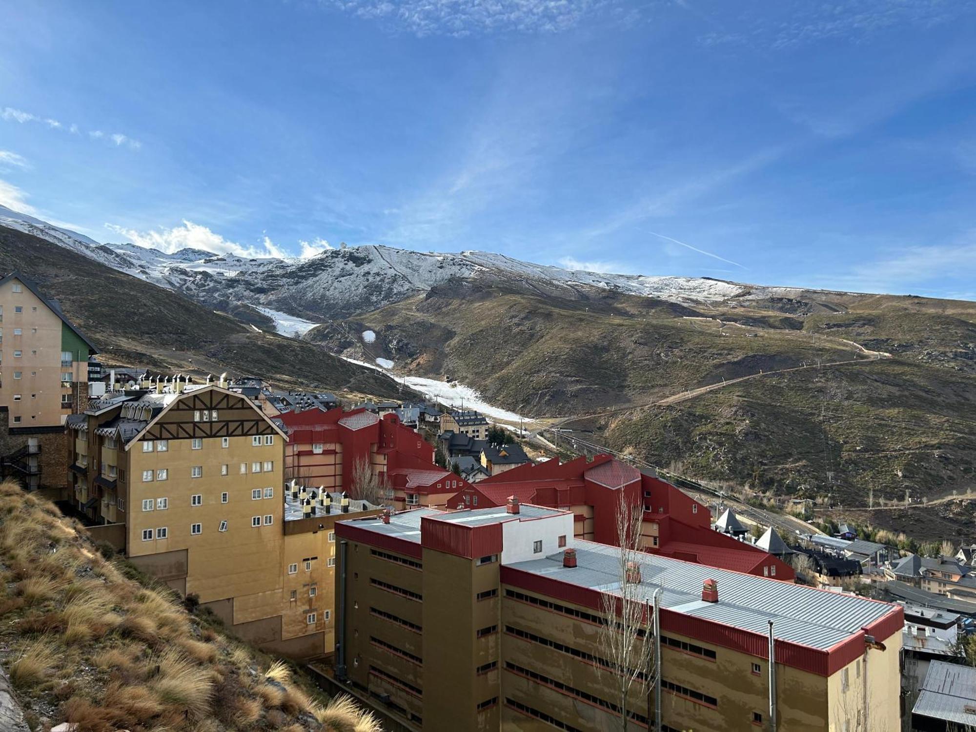Ski&Fun - Monte Oiz - Sierra Nevada Buitenkant foto